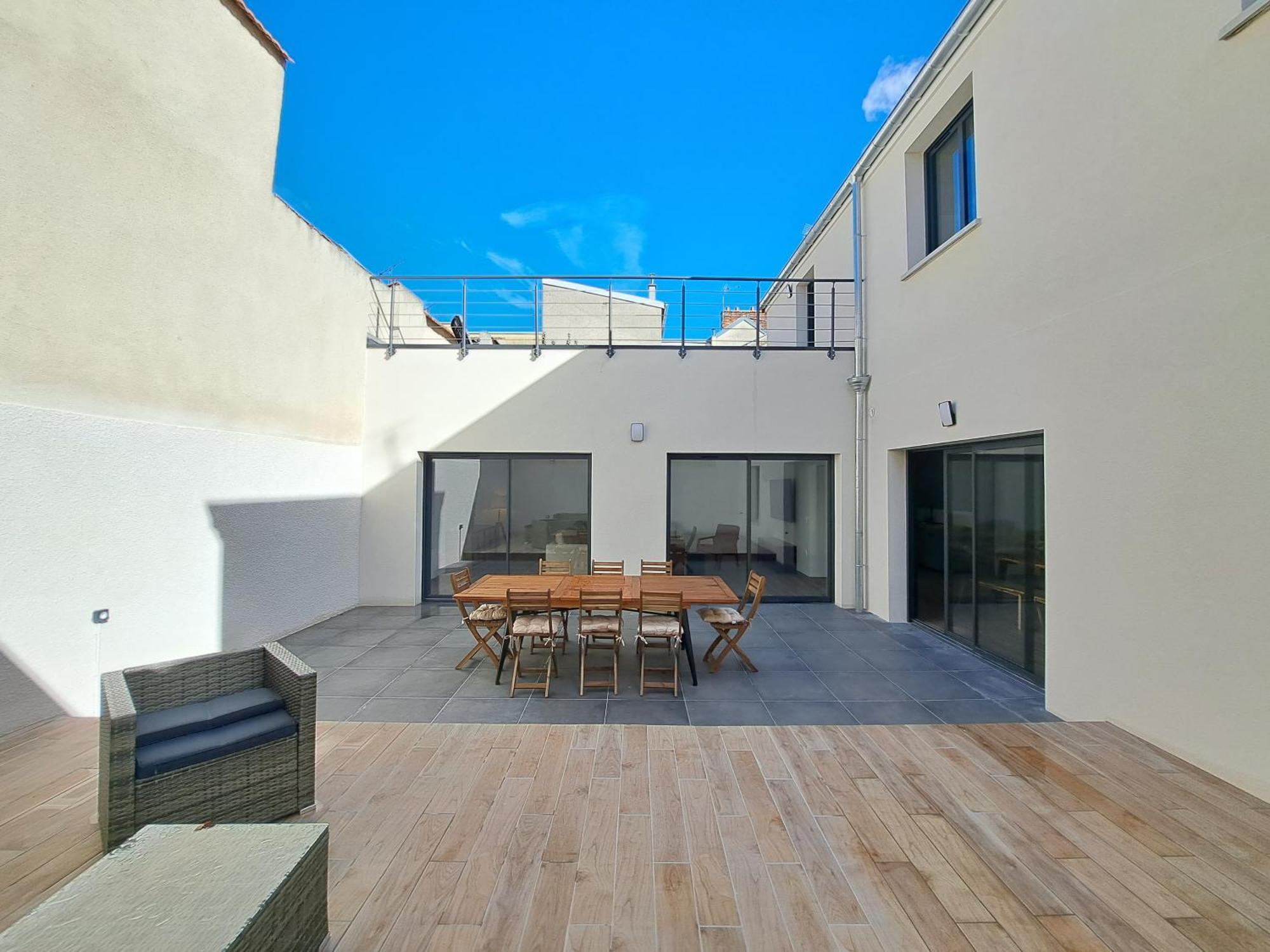 Abu Dhabi, Magnifique Maison Reims Esterno foto