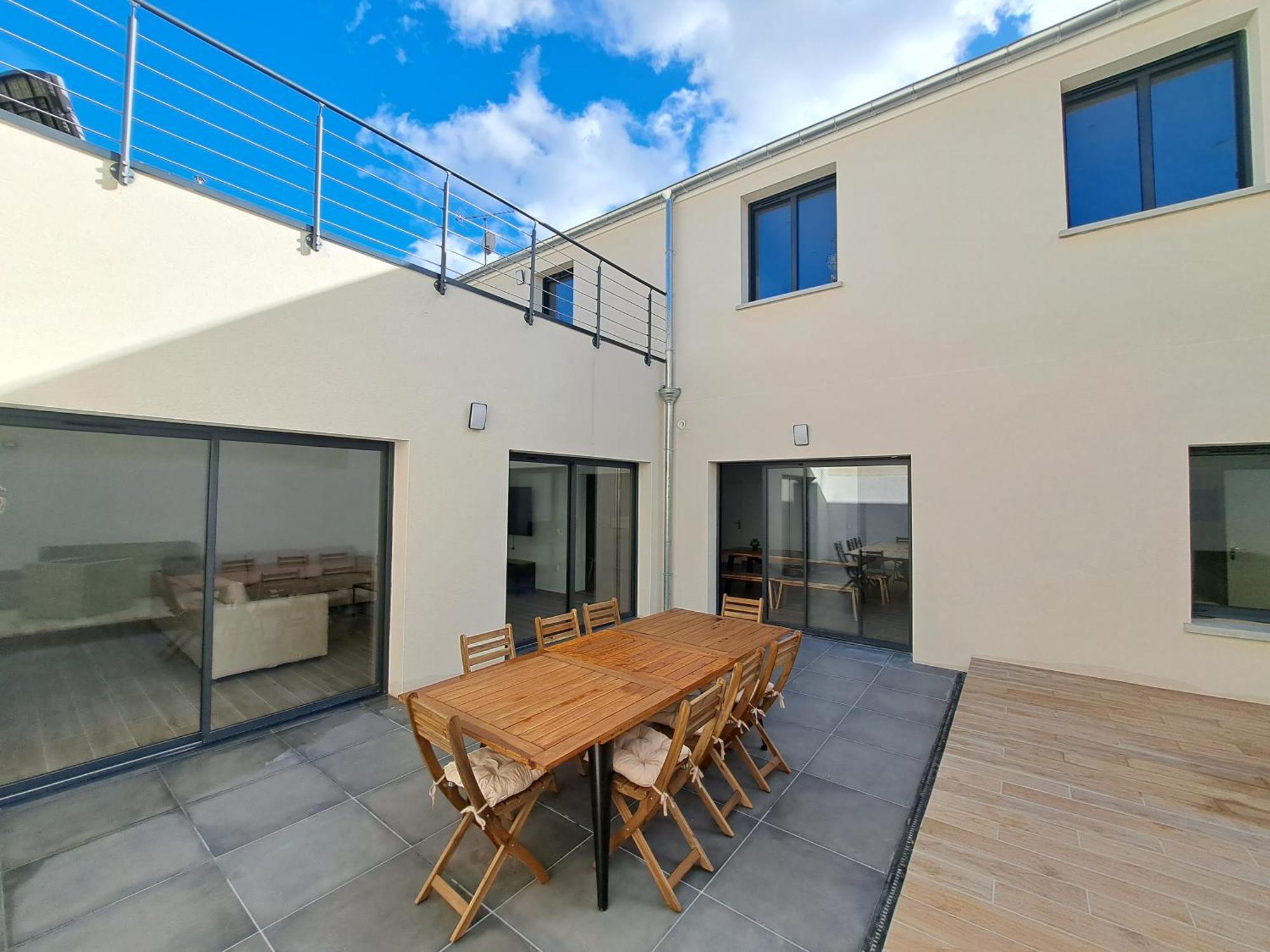 Abu Dhabi, Magnifique Maison Reims Esterno foto