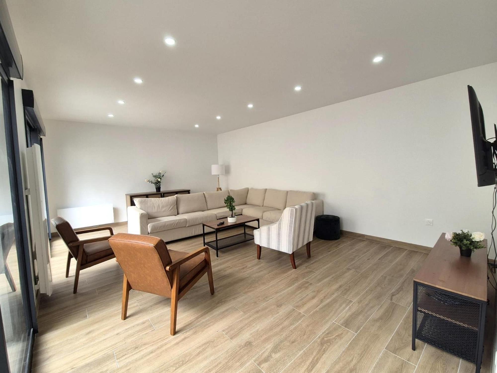 Abu Dhabi, Magnifique Maison Reims Esterno foto